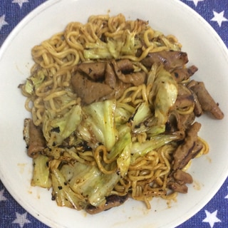 味付けホルモンで♪ホルモン焼そば